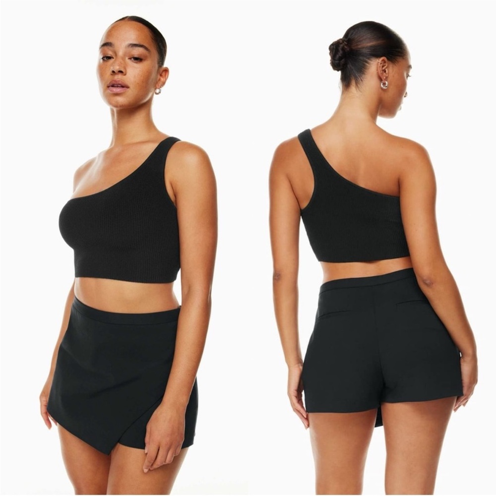 Babaton Black One-Shoulder Crop Top Contour